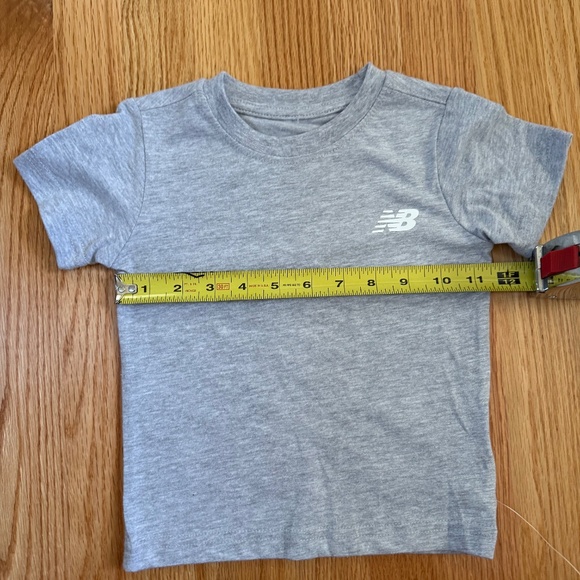 New Balance Little Boy 3 Piece Outfit - Picture 15 of 16